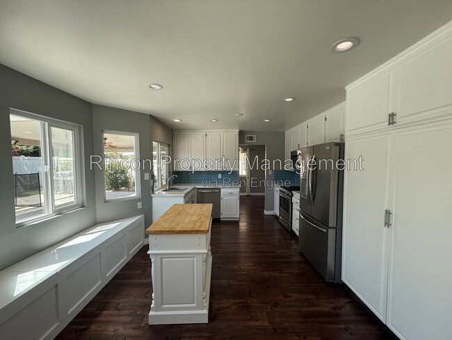 Photo - 13106 Knotty Pine St