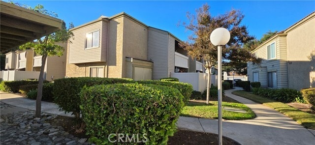 Building Photo - 46 Town and Country Rd