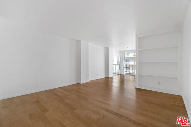 Photo - 10747 Wilshire Blvd Unit 805