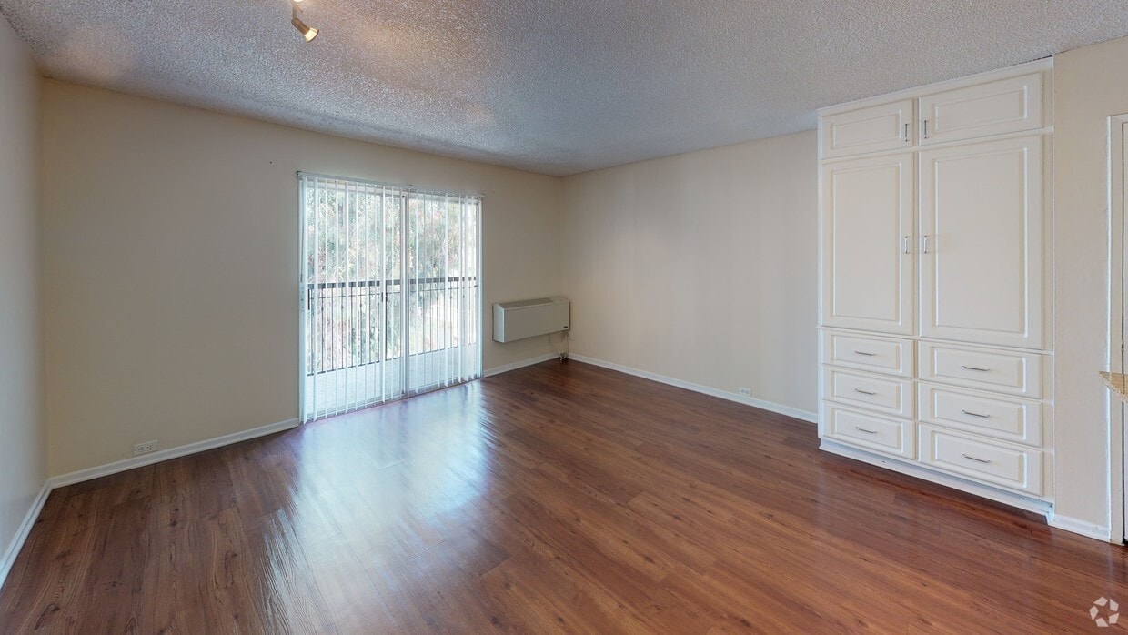 3D Tour - Crystal View Apartments