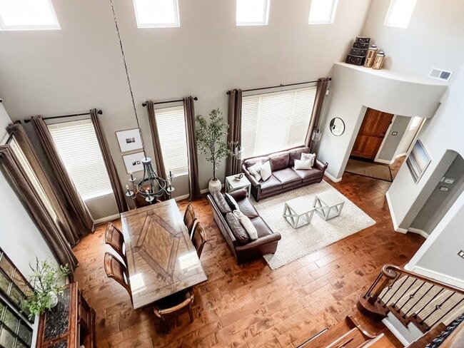 Photo - Charming 4 Bedroom/3 Bath Single Family Home on a Cul-de-sac with backyard