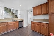 Photo - 3712 Evans St W Unit 7