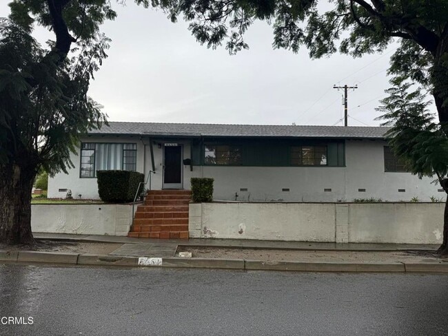 Photo - 5651 N Bryn Mawr St