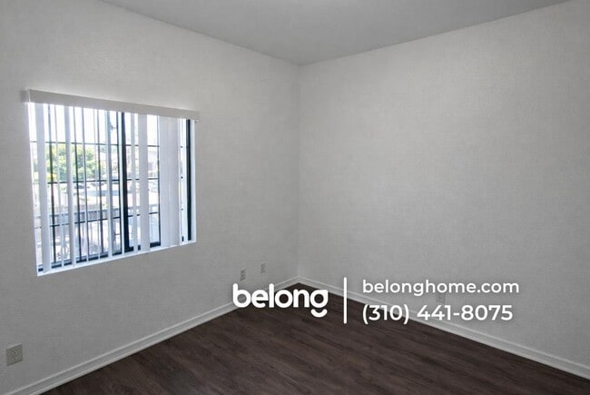 Photo - 1700 W 43rd St Unit A