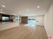 Photo - 322 S Swall Dr Condo Unit 1