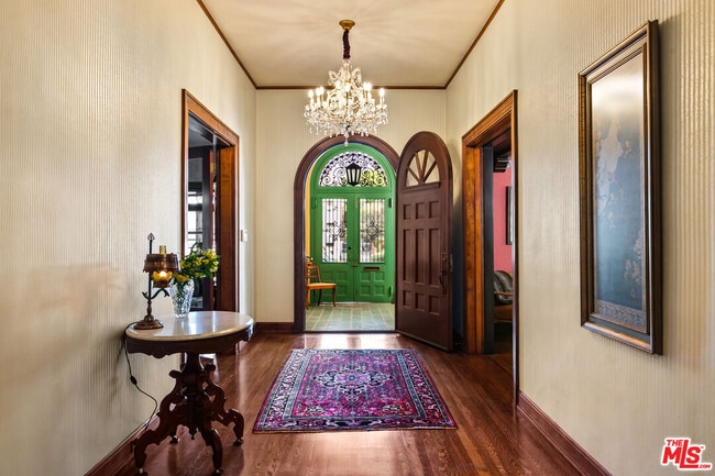 Photo - 3162 Second Ave