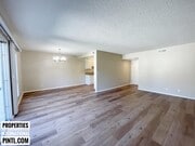 Photo - 1218 Pine St