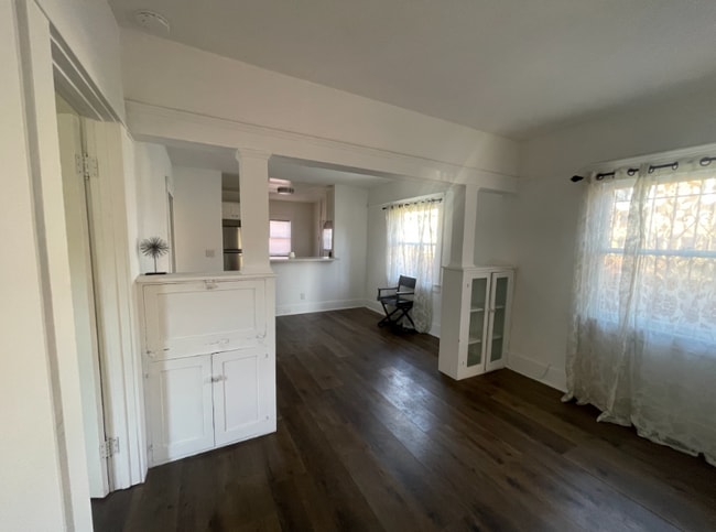 Photo - 1625 W 55th St Unit 1/2