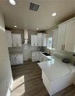 Photo - 1410 E Yucca Dr House
