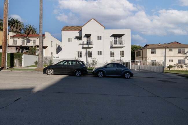 2062 Dracena - 2062 Dracena Apartments