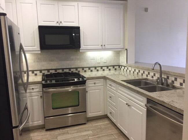 Photo - 2349 Jefferson St Condo Unit 202