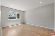 Photo - 6119 Fountain Ave