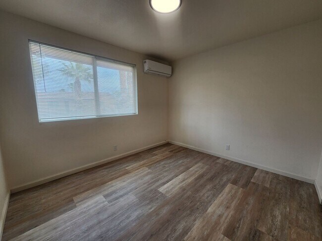 Photo - Alamo Apartments 6333 Unit E