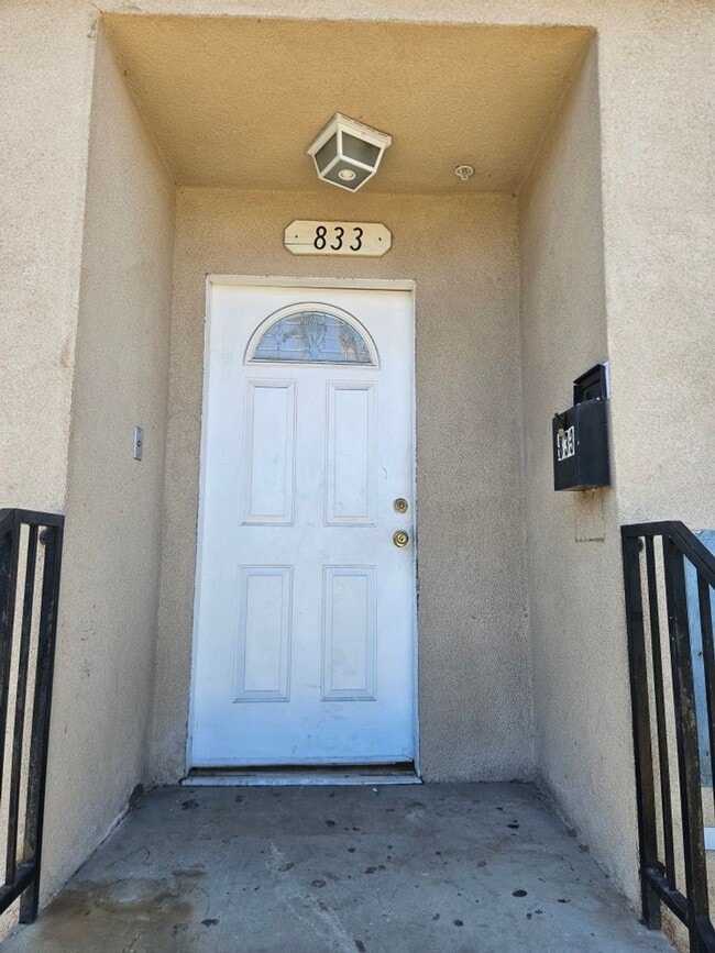 Photo - 80(831) Unit 80(833F)