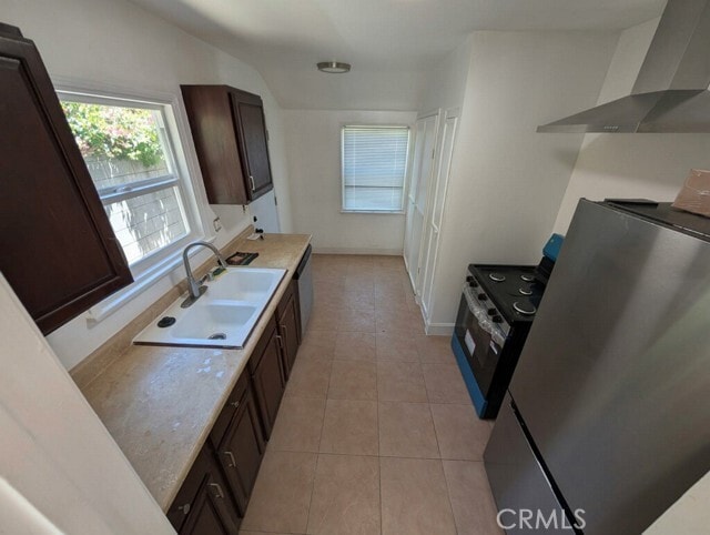 Photo - 7807 Louise Ave