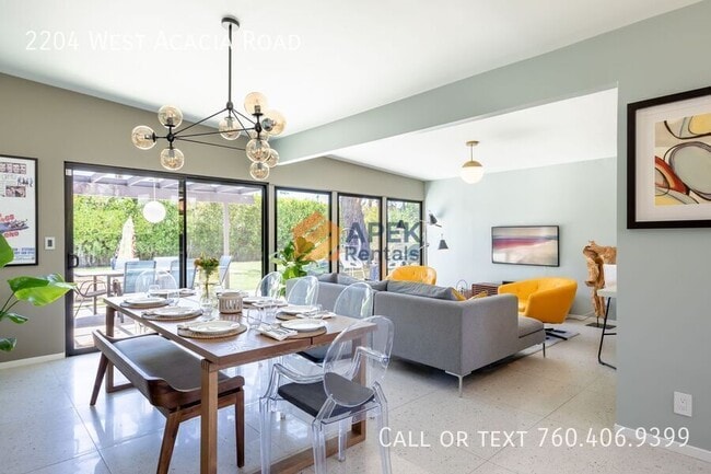 Photo - 2204 W Acacia Rd