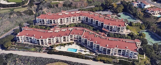 Building Photo - 3200 La Rotonda Dr Unit 505 Rental