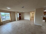 Photo - 1609 Grove St Unit B