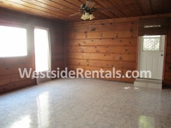 Main room - 2521 34th St Unit 1/2