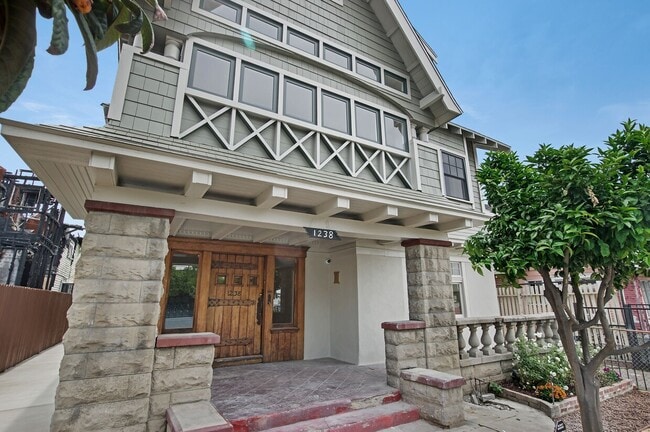 Natural Light Into Bedroom or Office Area - 1238 S Bonnie Brae St Unit 1st-Floor Duplex