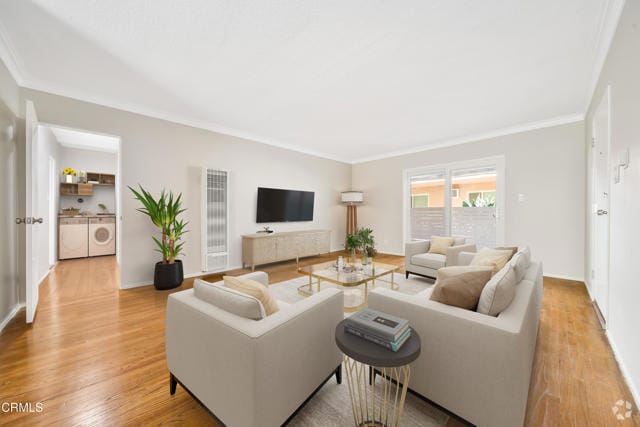 Building Photo - 91 S Meridith Ave Unit 4 Rental