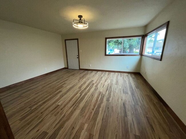 Photo - 567 Encinitas Ave