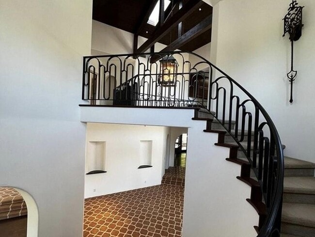 Photo - 1487 Pathfinder Ave