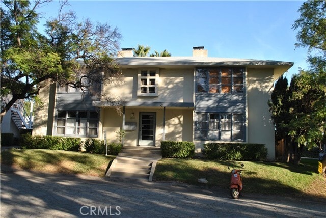 Building Photo - 1740 Raymond Hill Rd Unit 2