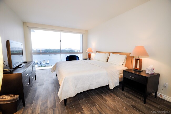 Photo - 1770 Avenida del Mundo Unit 706