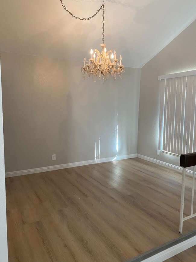 Photo - Single Story 4 bed, 2 bath home in central Simi Valley