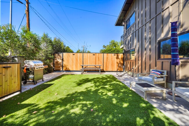 Photo - 10028 Shoup Ave