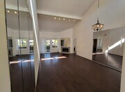 Photo - 2 Bed, 2 Bath Upper Unit in La Jola