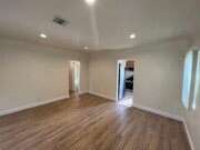 Photo - 2-bedroom, 1-bath home in the heart of Glendale!