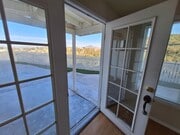 Photo - 954 Surrey Dr