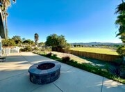 Photo - 810 Anns Way