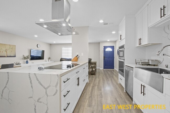 Photo - 6942 Santa Rita Ave