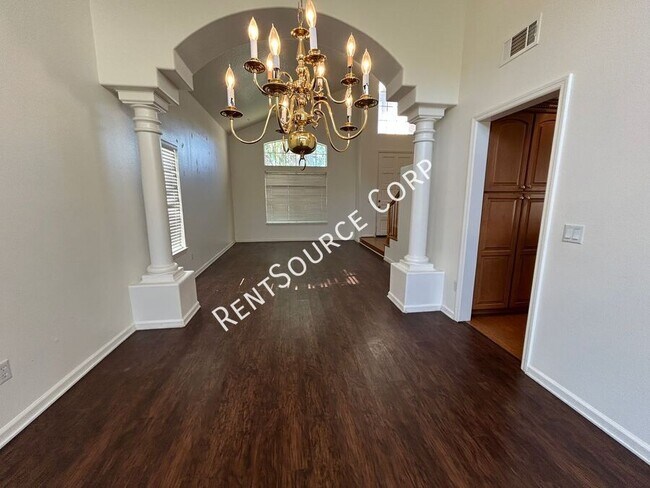 Photo - 3210 Lantana Ct