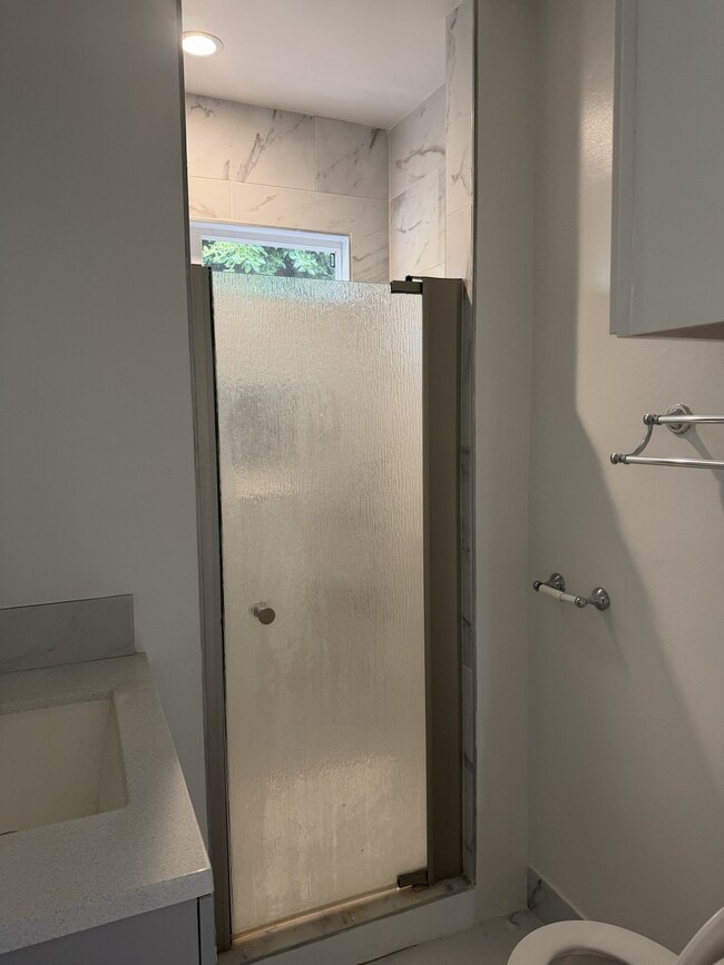 Photo - 1210 N Kenwood St Unit 1210