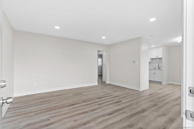 Photo - 3821 Marlborough Ave