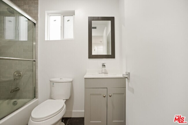 Photo - 4232 Rosewood Ave