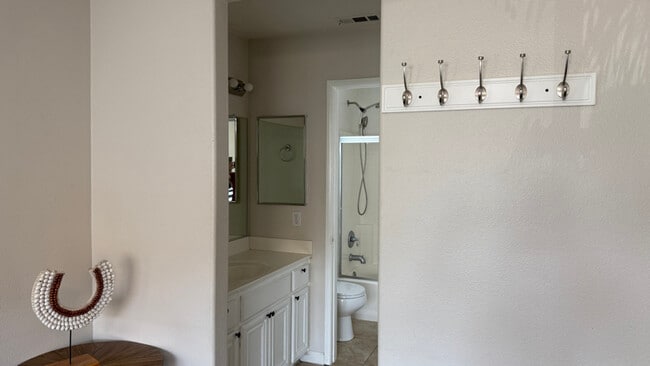 Photo - 13885 Camp Rock St