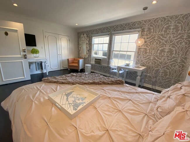 Photo - 1724 El Cerrito Pl Unit 8