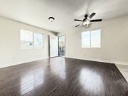 Photo - 844 W 54th St