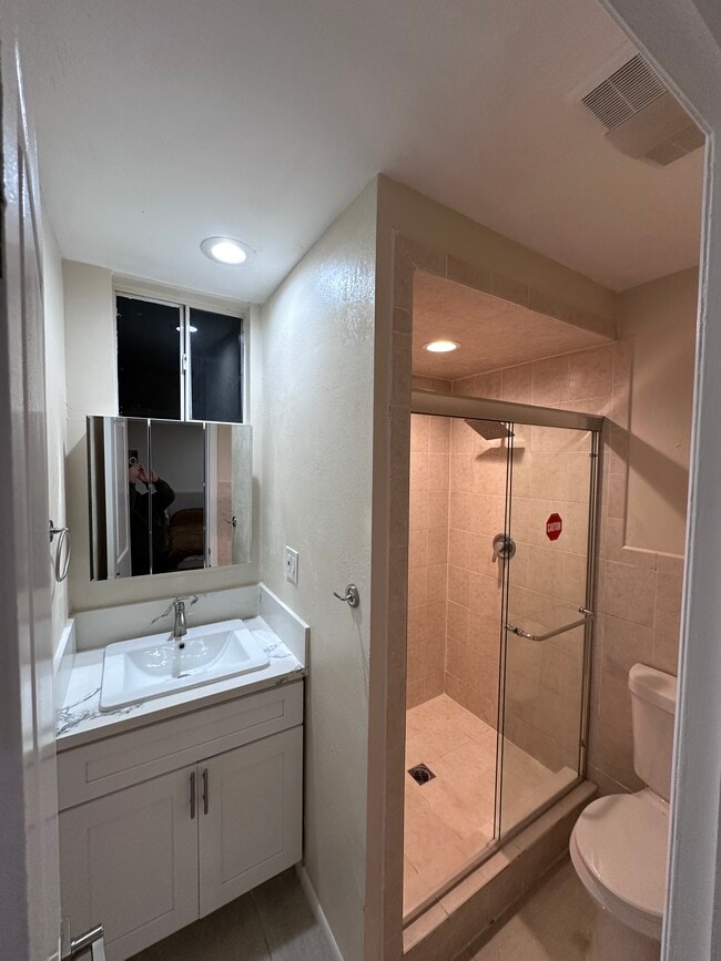 Photo - 200 S Palm Dr