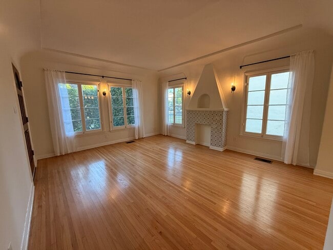 Living Room - 1439 S Holt Ave Unit 1439