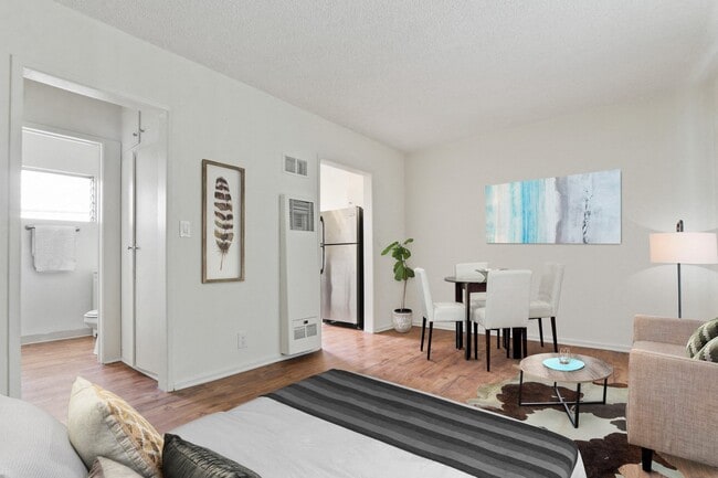 Photo - Beloit Avenue Apartments