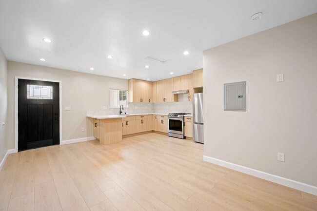 Photo - 7727 Gentry Ave