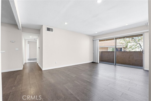 Photo - 1001 W MacArthur Blvd Unit 130