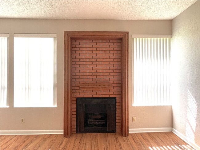 Photo - 2563 Plaza del Amo Unit 304