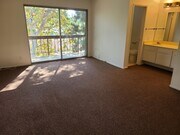 Master Bedroom - 440 Veteran Ave Unit 405